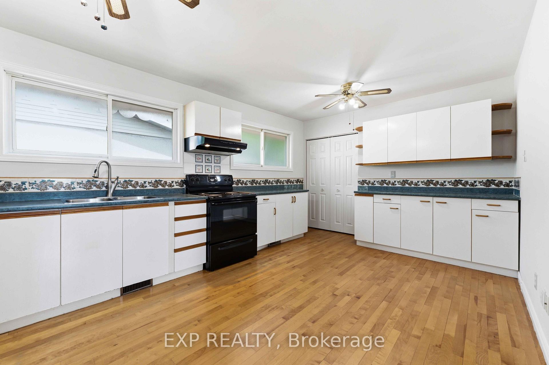 Photo 13 of 2473 Walkley Road, Ottawa, Hawthorne Meadows — HOMEH