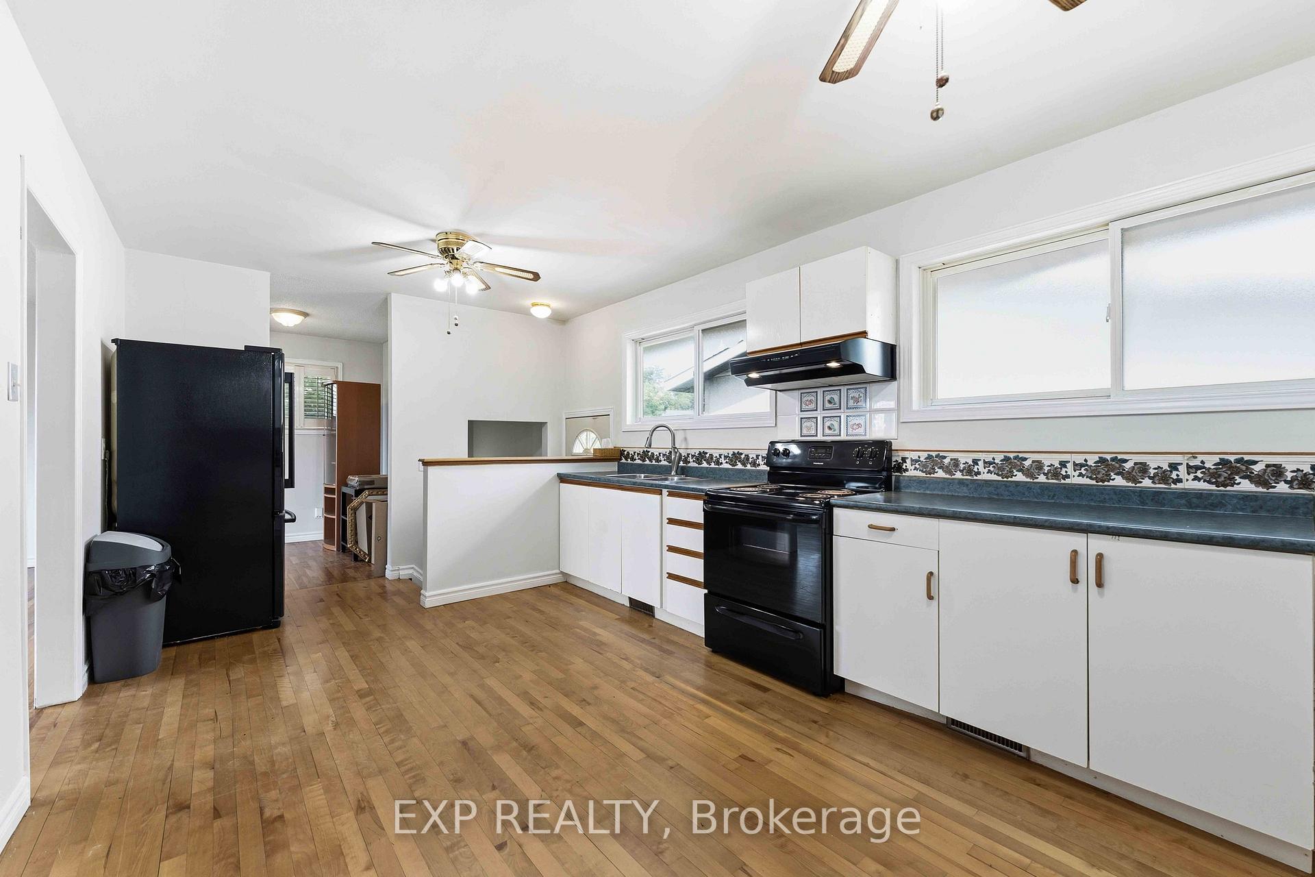 Photo 18 of 2473 Walkley Road, Ottawa, Hawthorne Meadows — HOMEH