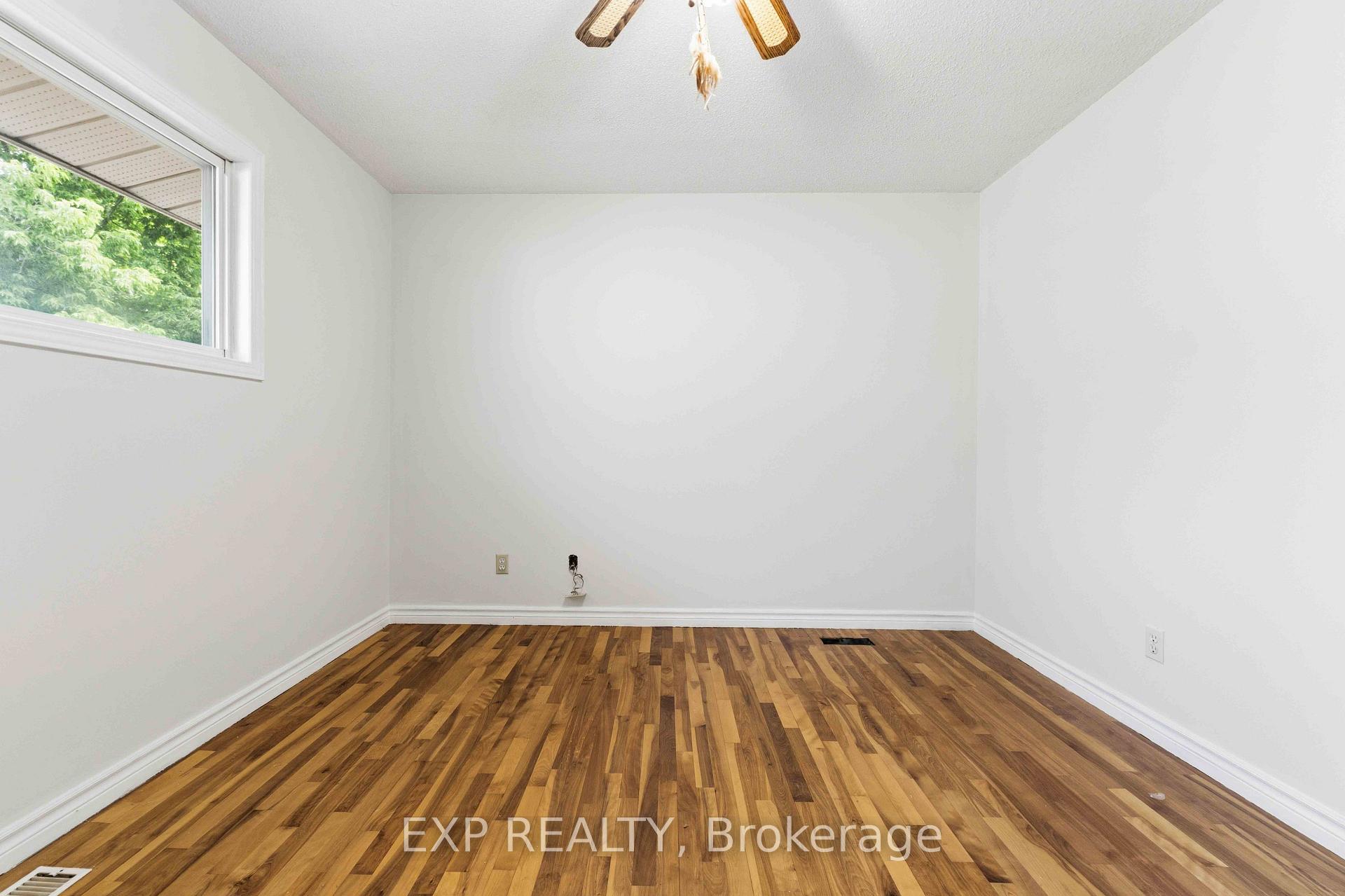 Photo 23 of 2473 Walkley Road, Ottawa, Hawthorne Meadows — HOMEH