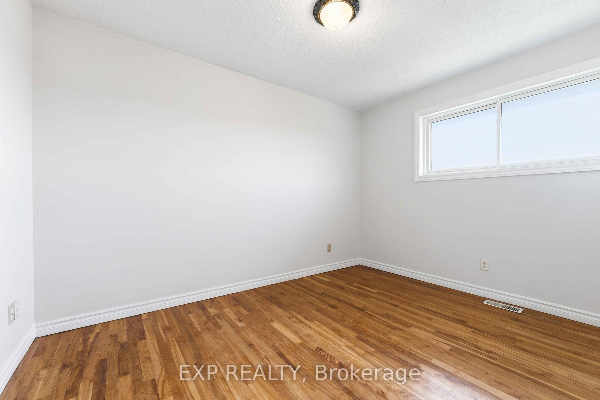 Photo 24 of 2473 Walkley Road, Ottawa, Hawthorne Meadows — HOMEH