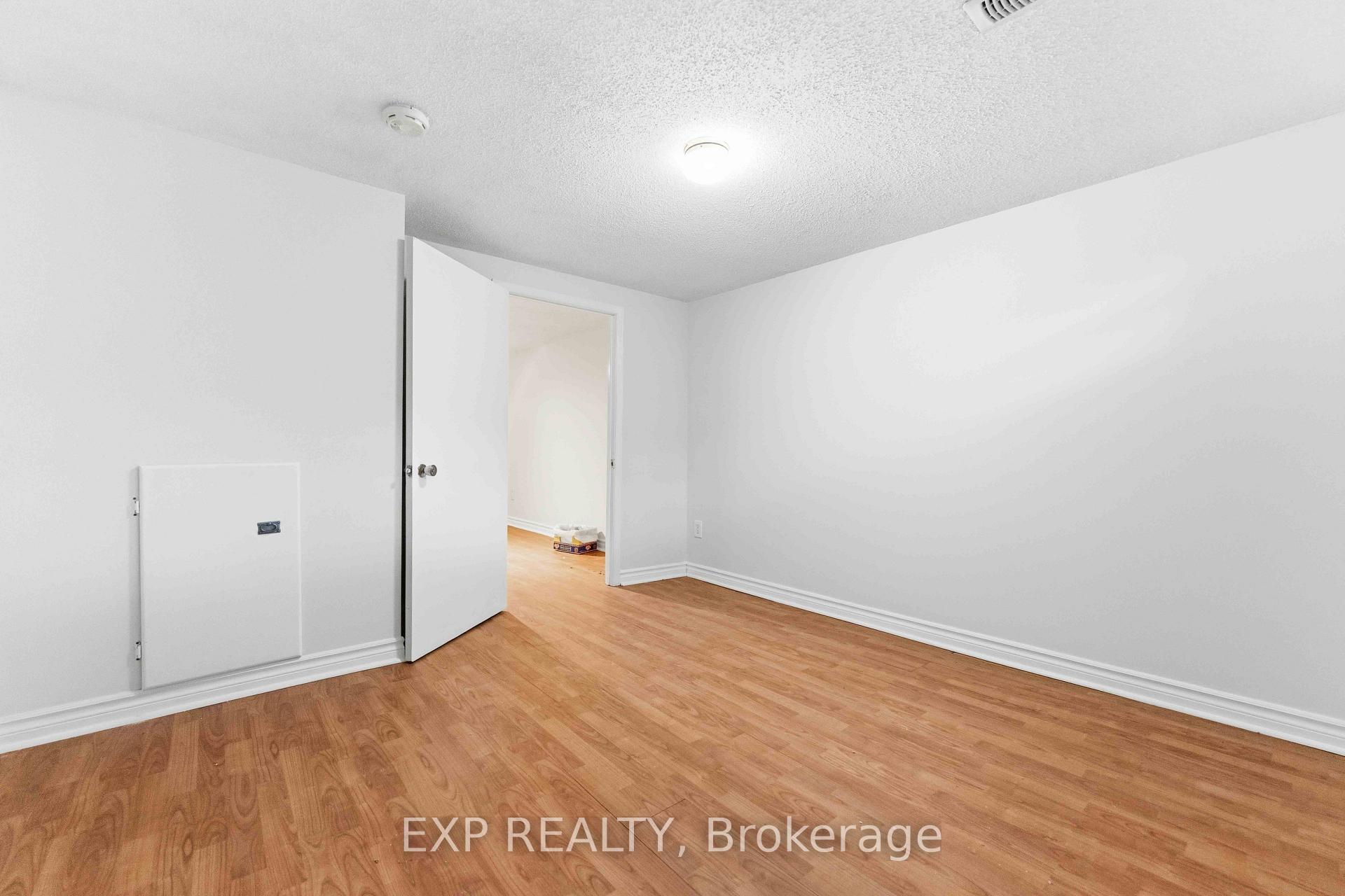 Photo 37 of 2473 Walkley Road, Ottawa, Hawthorne Meadows — HOMEH