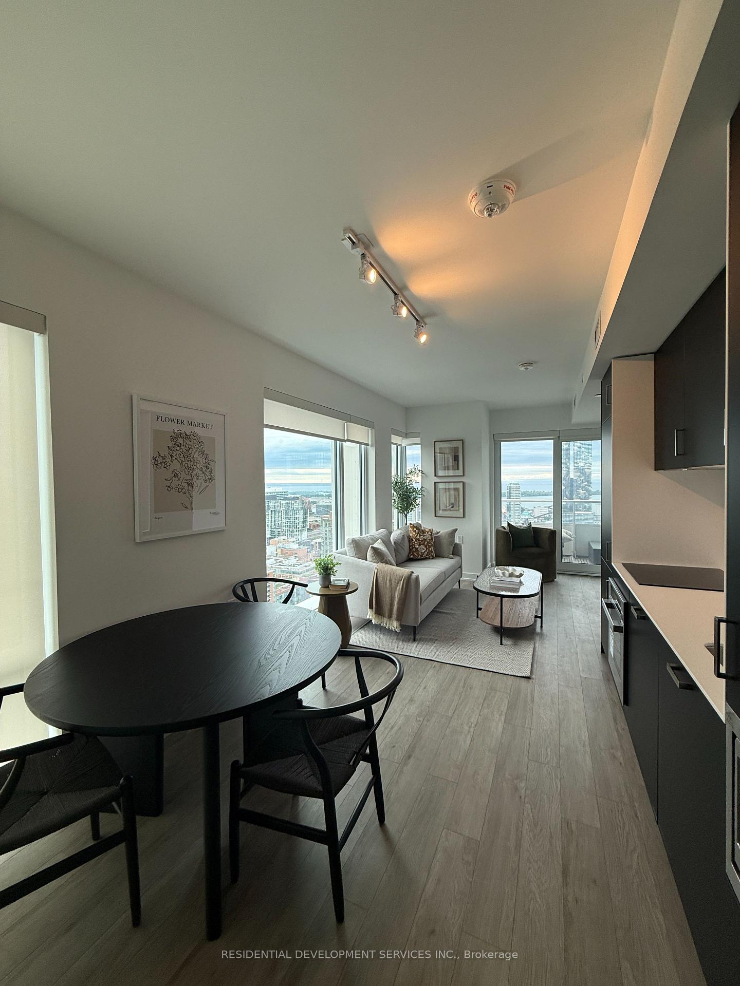 Photo 2 of Unit 3703, 88 Queen Street, Toronto, Church-Yonge Corridor — HOMEH