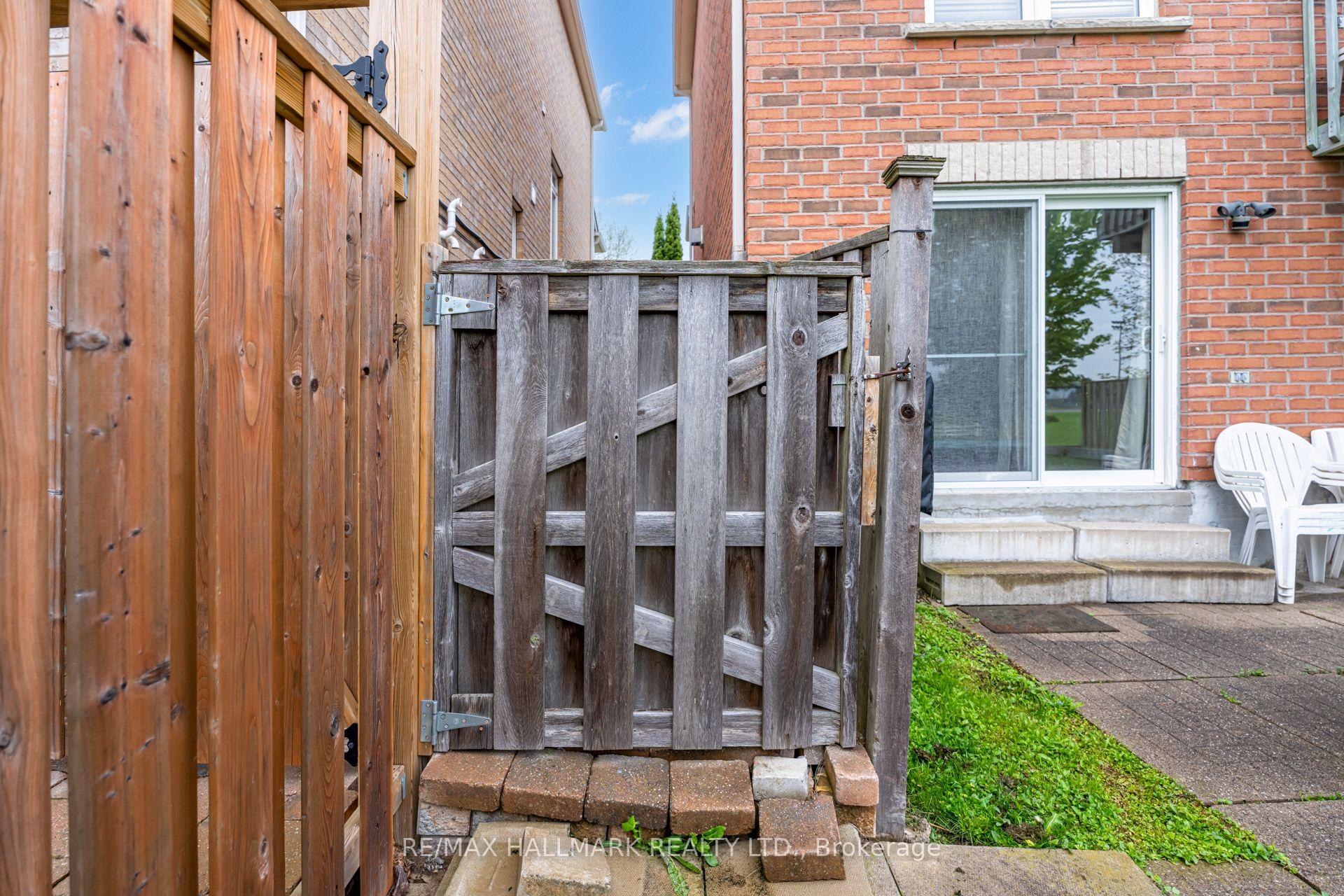 Photo 12 of Unit Bsmt, 97 Maple Ridge Crescent, Markham, Greensborough — HOMEH