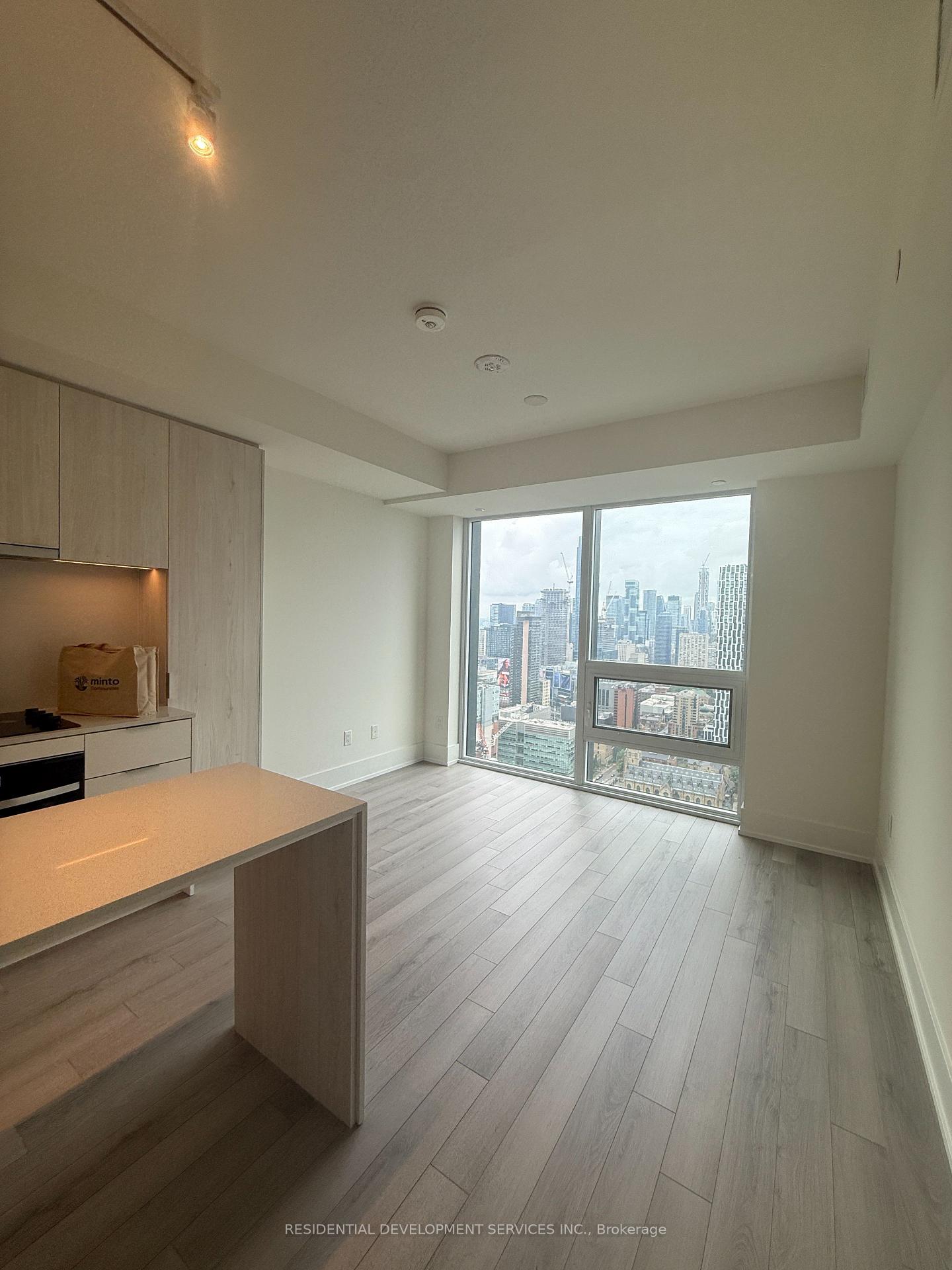 Photo 4 of Unit 4604, 89 Church Street, Toronto, Church-Yonge Corridor — HOMEH