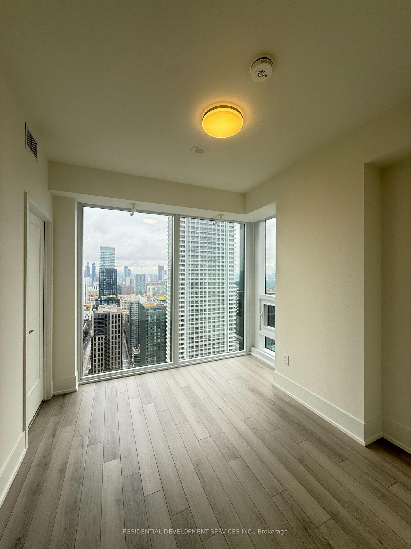 Photo 7 of Unit 4604, 89 Church Street, Toronto, Church-Yonge Corridor — HOMEH