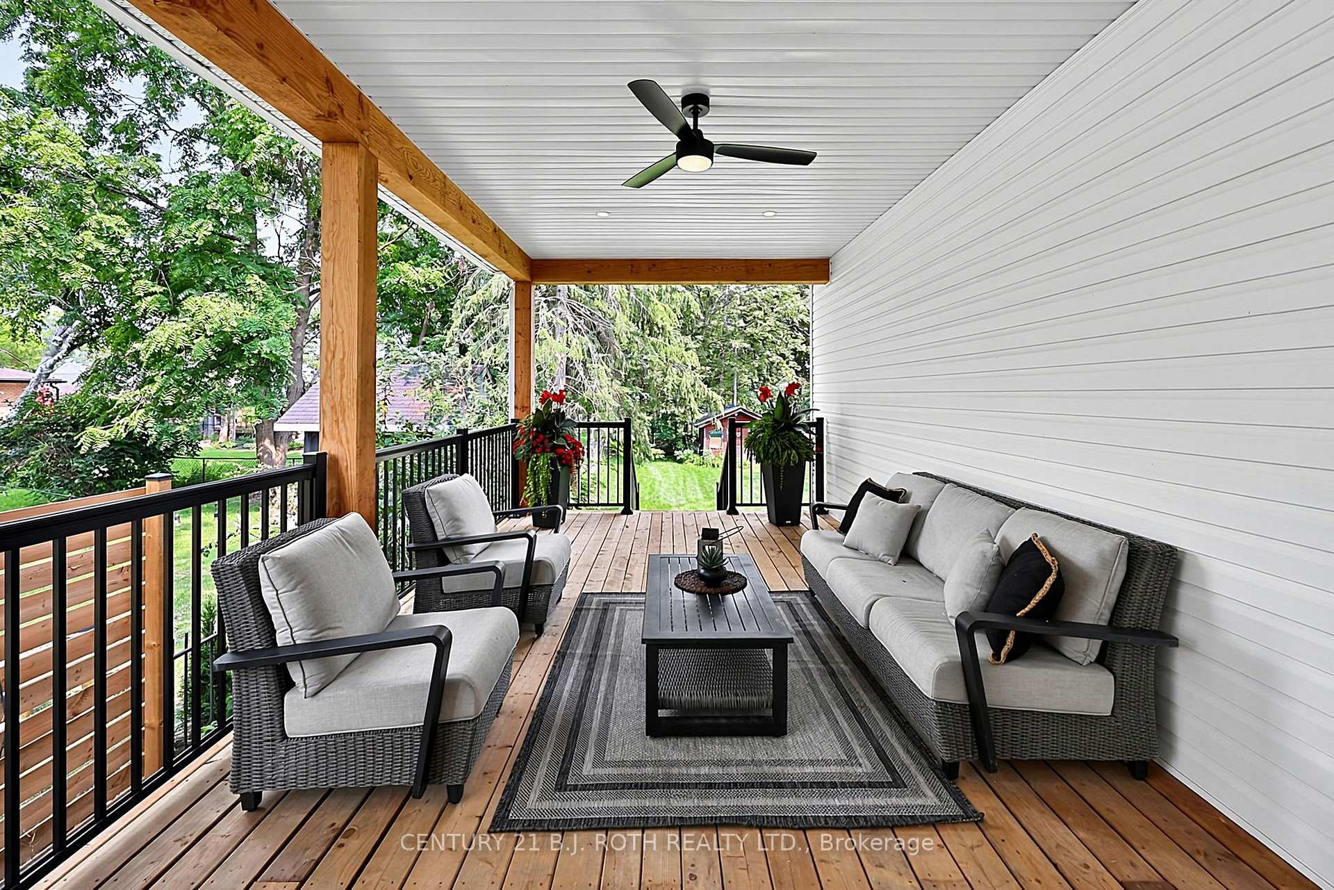 Photo 7 of 75 Vancouver Street, Barrie, Codrington — HOMEH