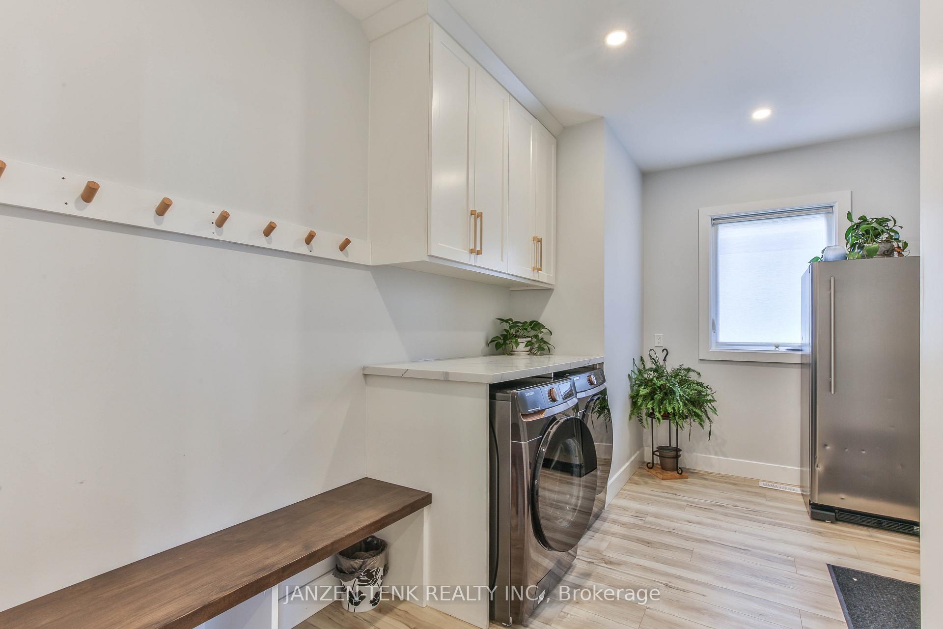 Photo 33 of 8 Charles Court, Bayham, Port Burwell — HOMEH