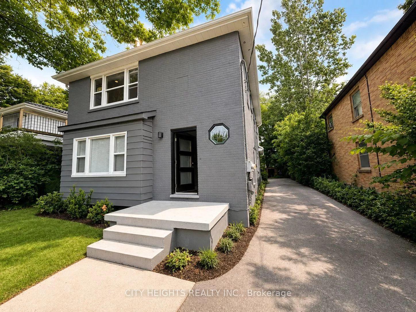 Photo 2 of 206 Barry Place, London, North N — HOMEH