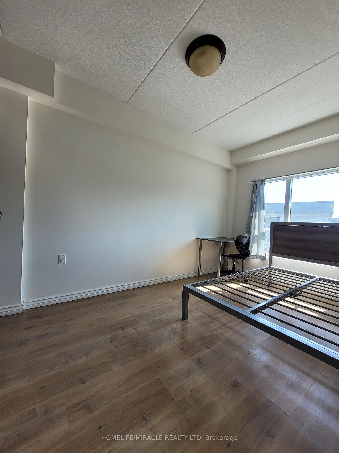 Photo 6 of Unit G510, 275 Larch Street, Waterloo, Beechwood/University — HOMEH