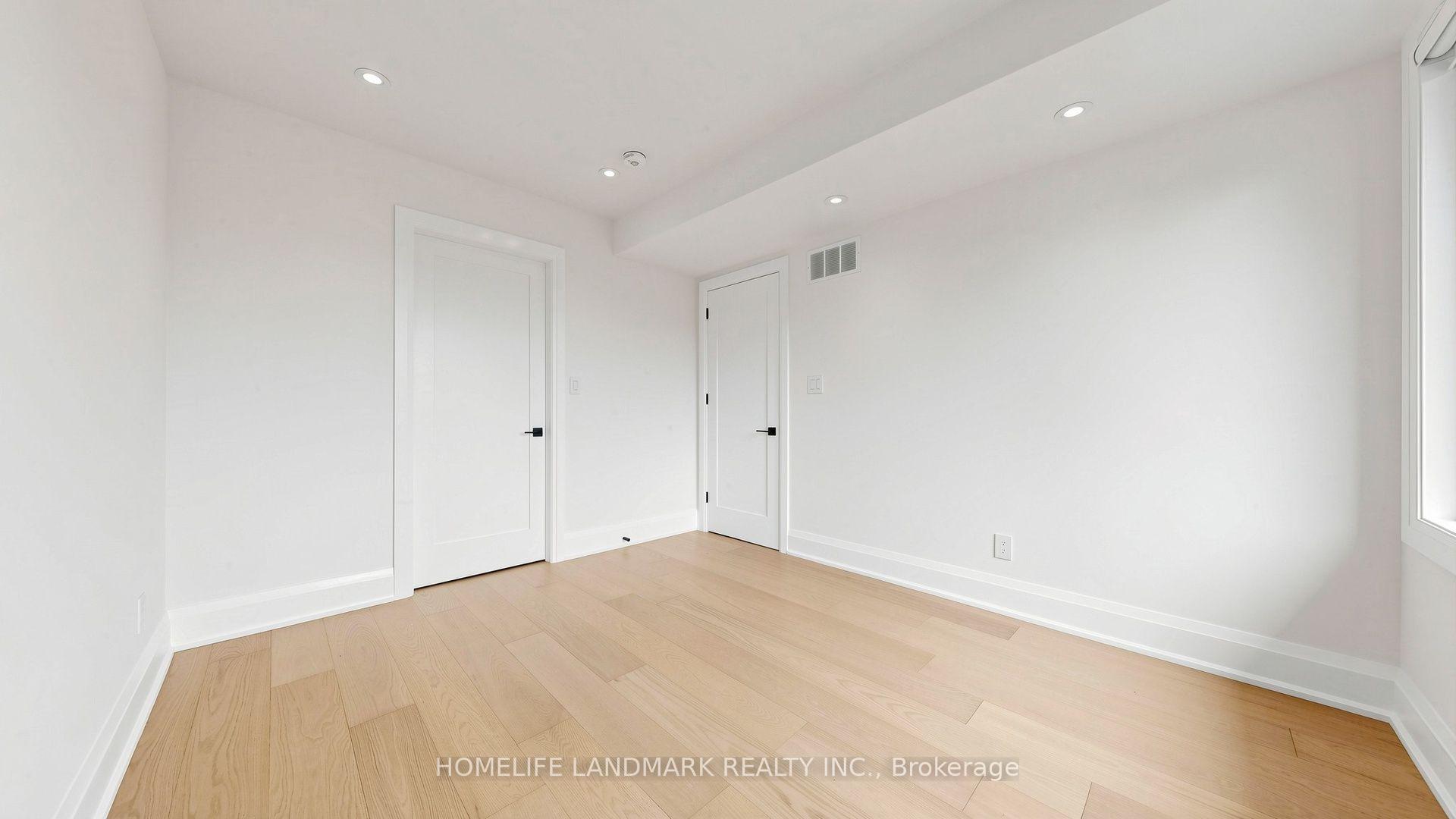 Photo 19 of Unit Unit B, 750 Glengrove Avenue, North York, Yorkdale-Glen Park — HOMEH