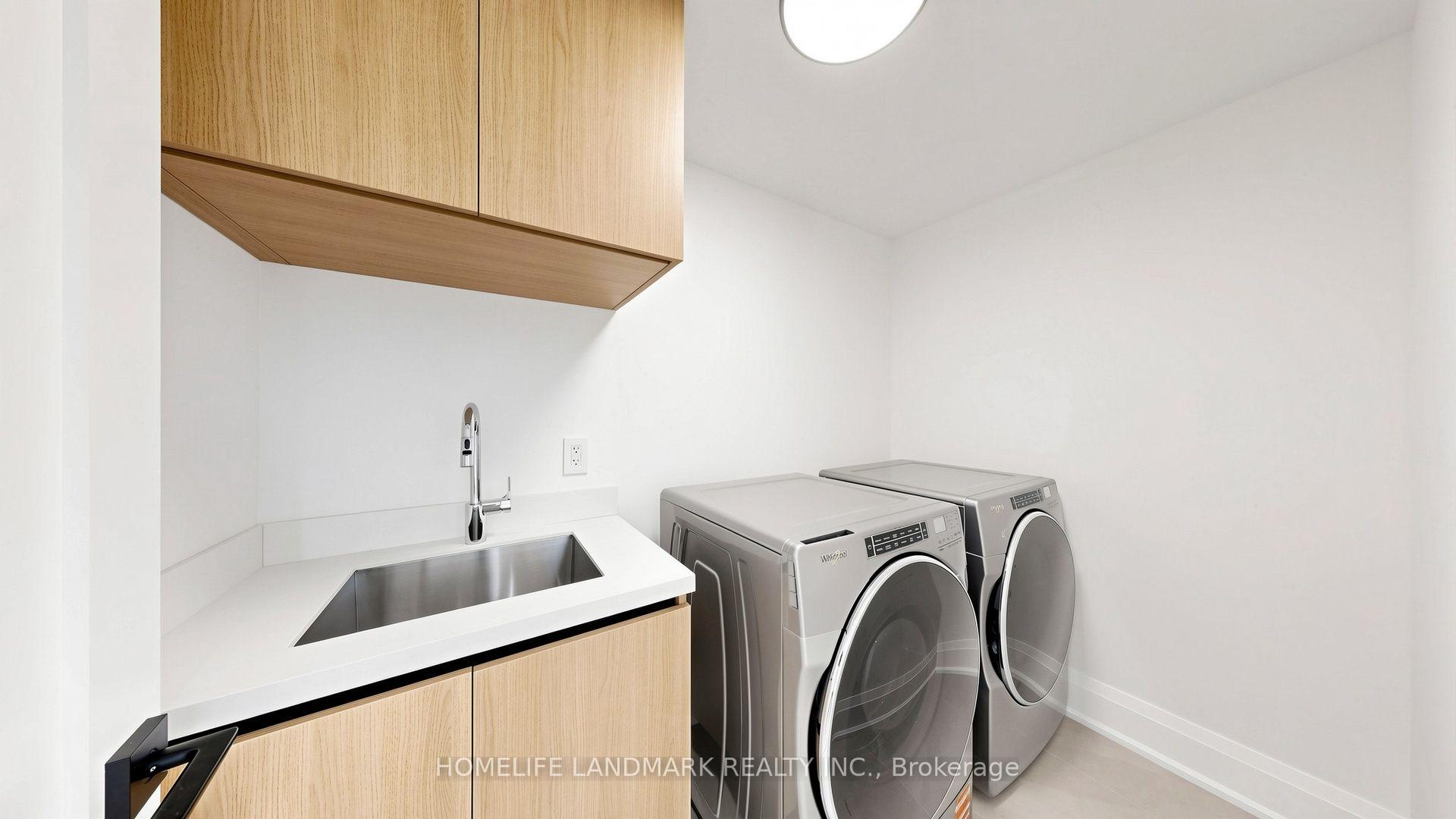 Photo 24 of Unit Unit B, 750 Glengrove Avenue, North York, Yorkdale-Glen Park — HOMEH