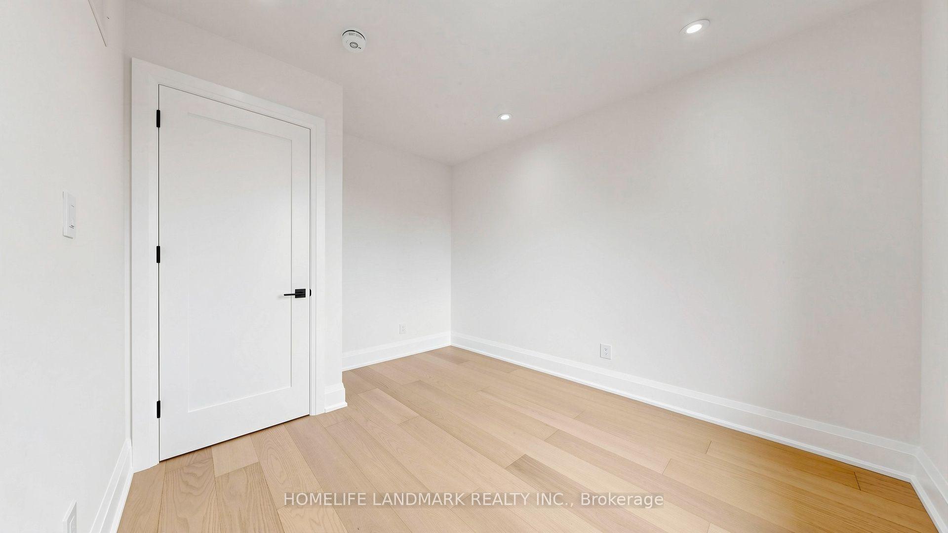 Photo 26 of Unit Unit B, 750 Glengrove Avenue, North York, Yorkdale-Glen Park — HOMEH