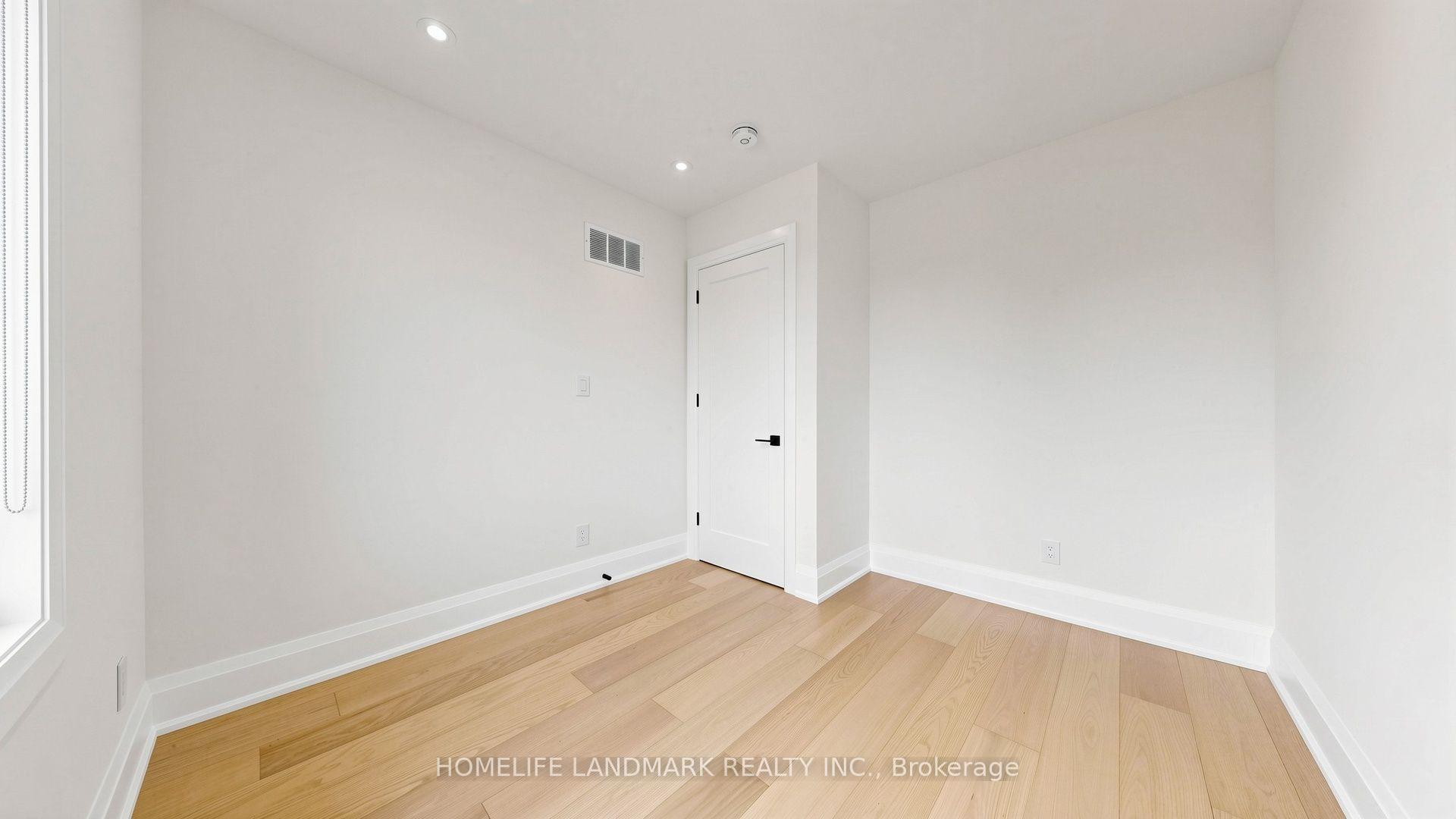 Photo 27 of Unit Unit B, 750 Glengrove Avenue, North York, Yorkdale-Glen Park — HOMEH
