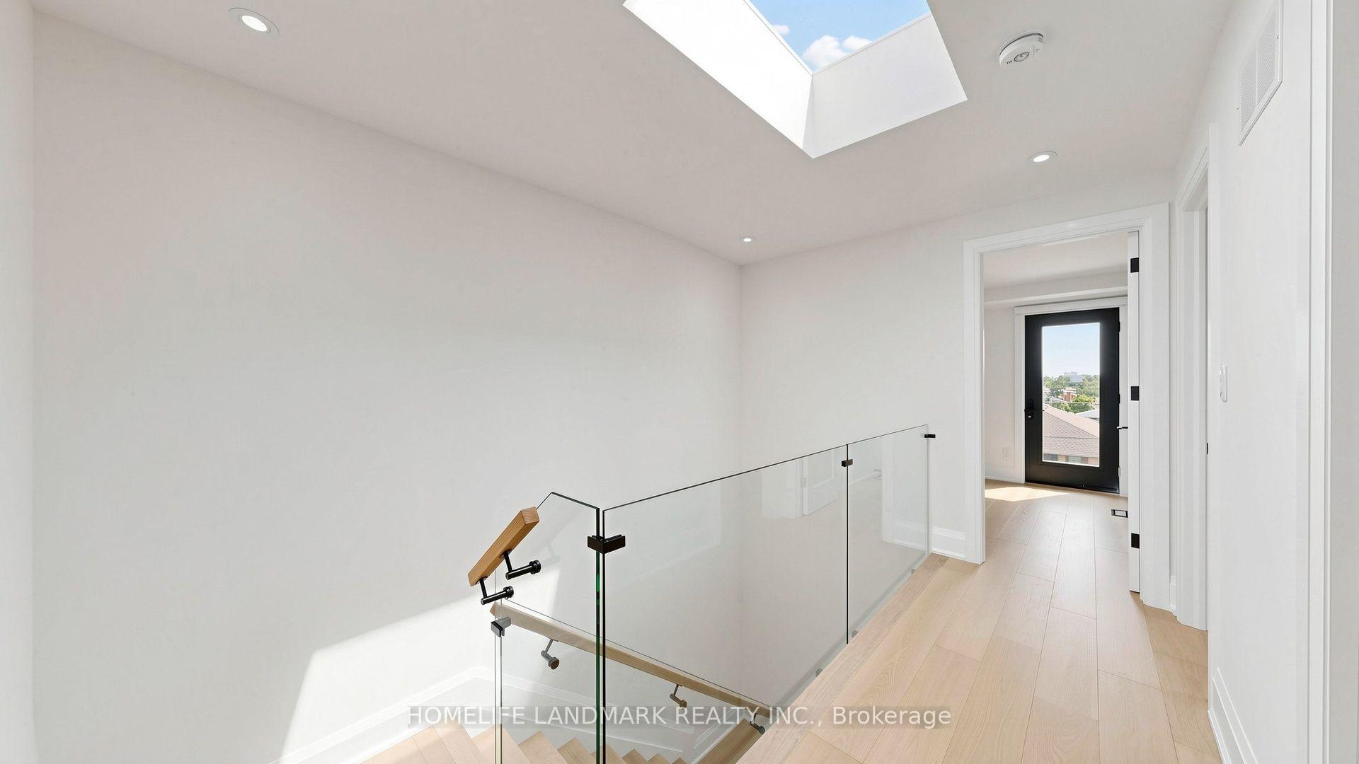 Photo 29 of Unit Unit B, 750 Glengrove Avenue, North York, Yorkdale-Glen Park — HOMEH