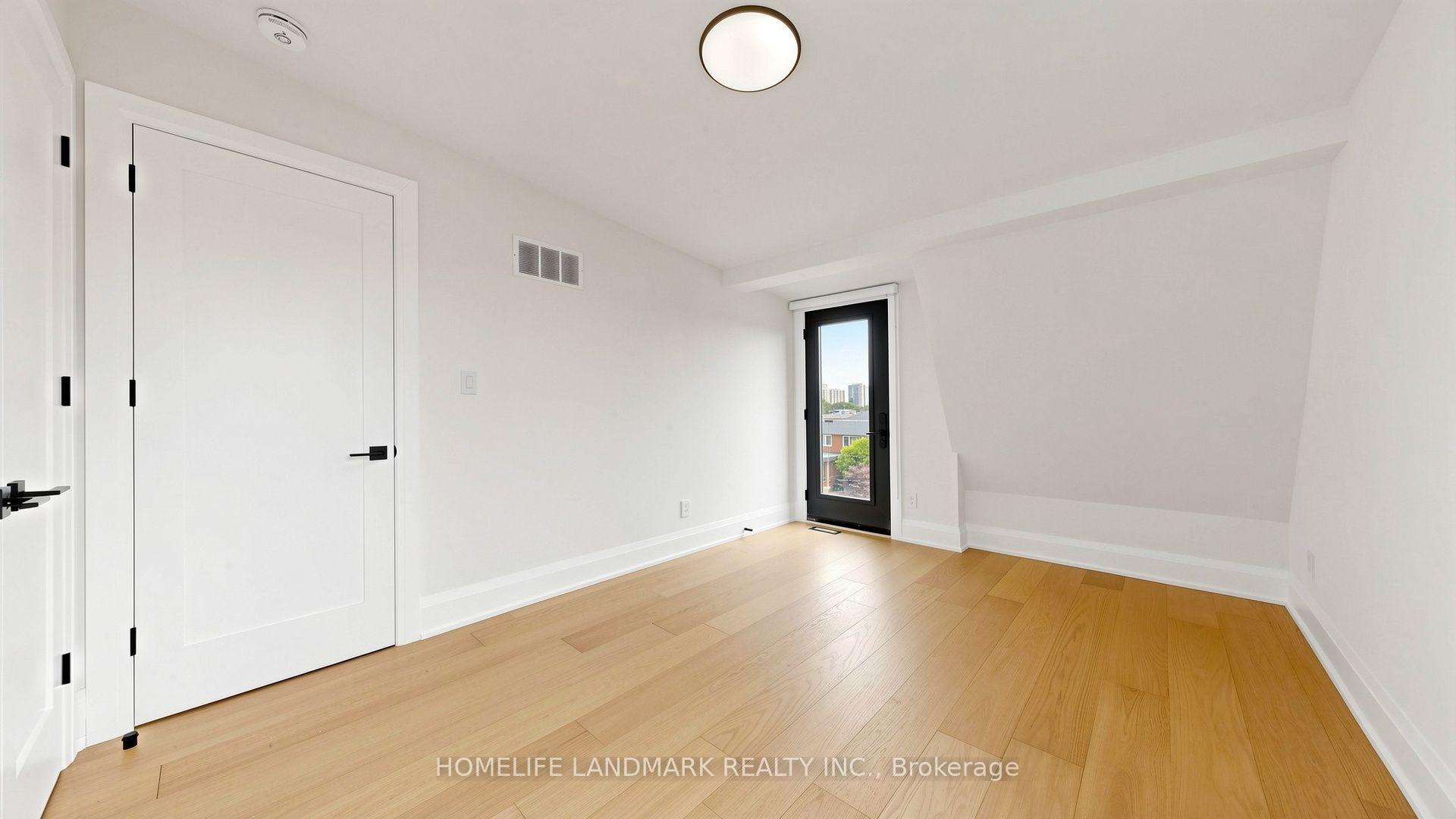 Photo 34 of Unit Unit B, 750 Glengrove Avenue, North York, Yorkdale-Glen Park — HOMEH