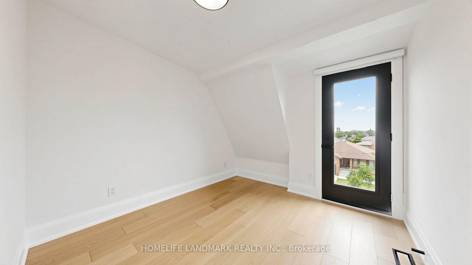 Photo 36 of Unit Unit B, 750 Glengrove Avenue, North York, Yorkdale-Glen Park — HOMEH