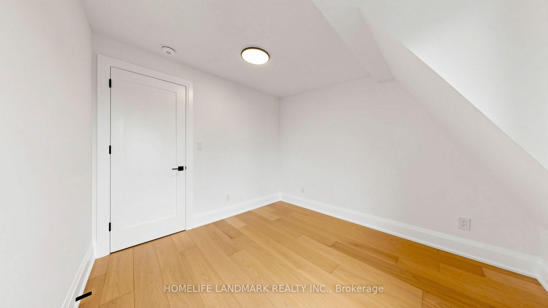 Photo 38 of Unit Unit B, 750 Glengrove Avenue, North York, Yorkdale-Glen Park — HOMEH