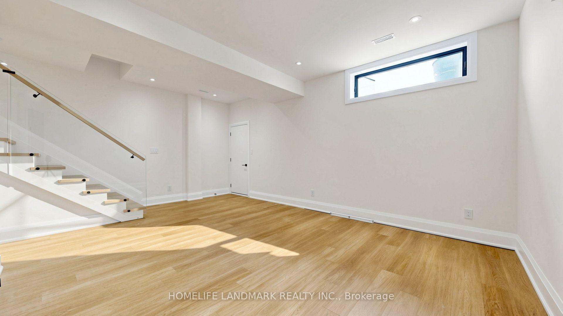 Photo 42 of Unit Unit B, 750 Glengrove Avenue, North York, Yorkdale-Glen Park — HOMEH