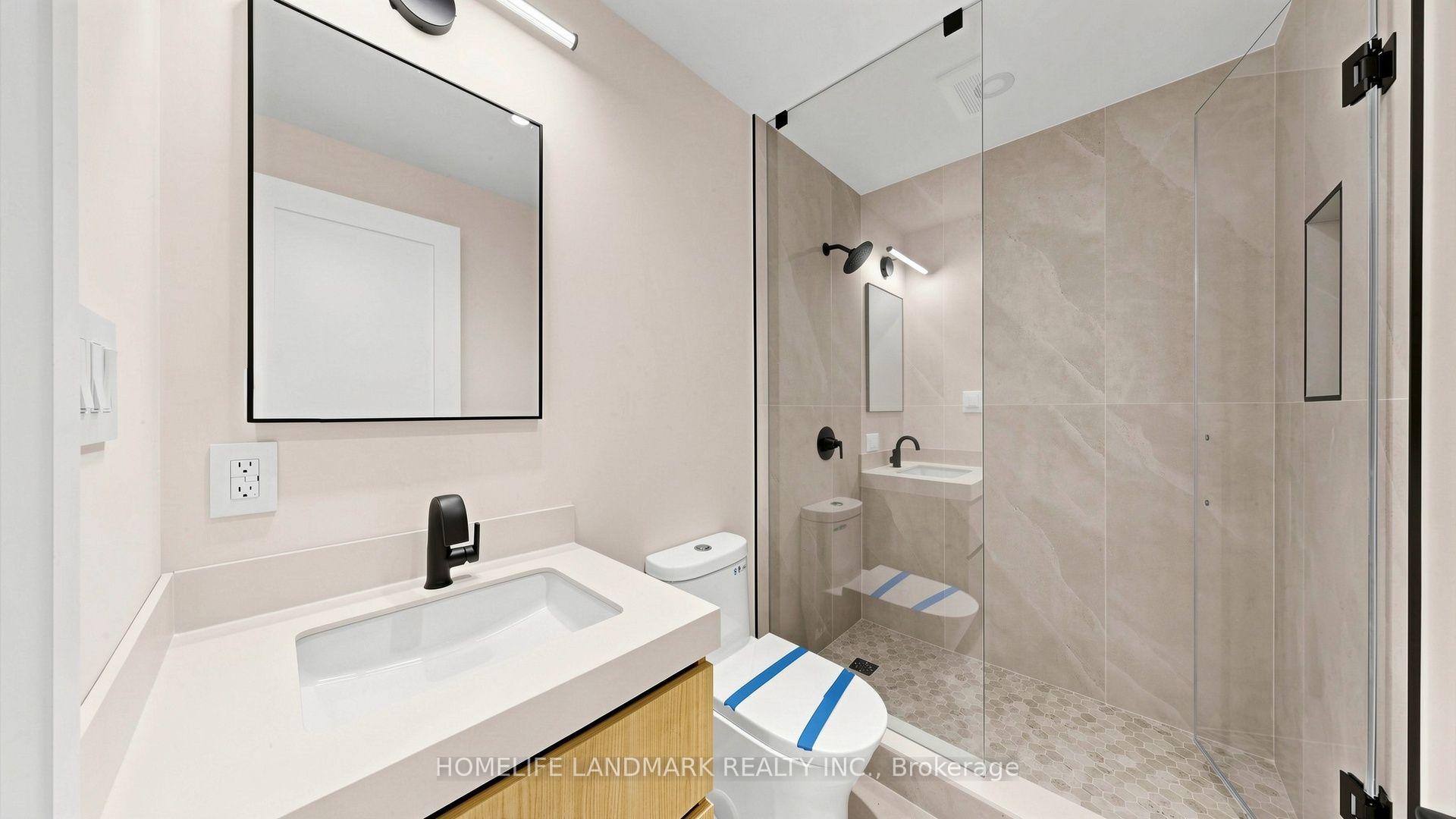 Photo 47 of Unit Unit B, 750 Glengrove Avenue, North York, Yorkdale-Glen Park — HOMEH