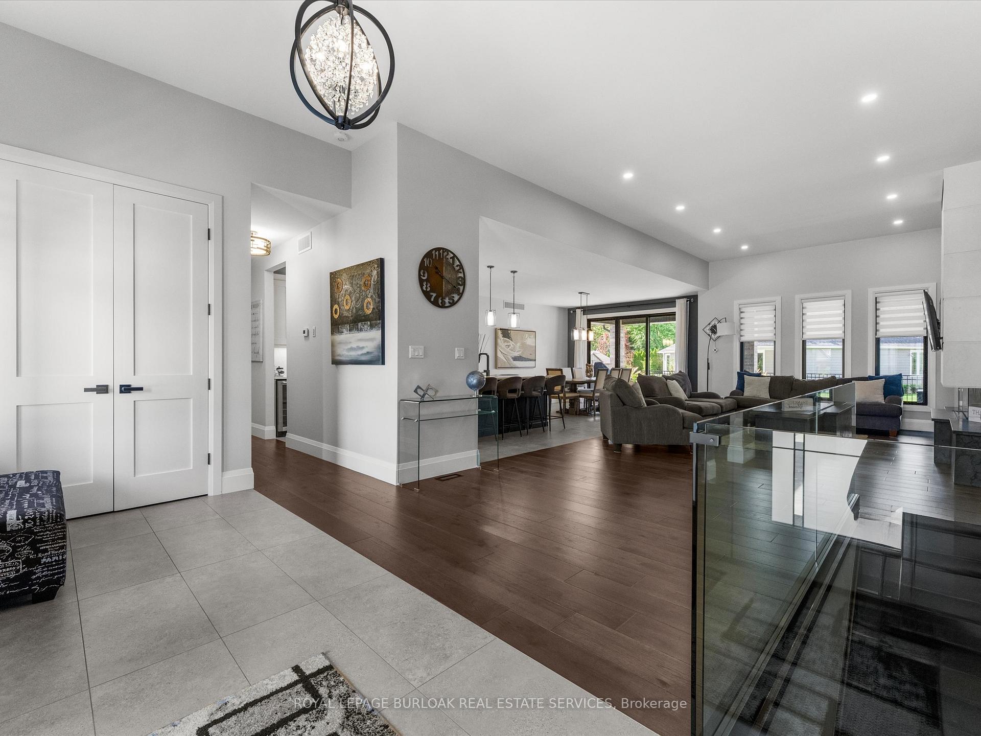 Photo 4 of 351 Old Tecumseh Road, Windsor — HOMEH