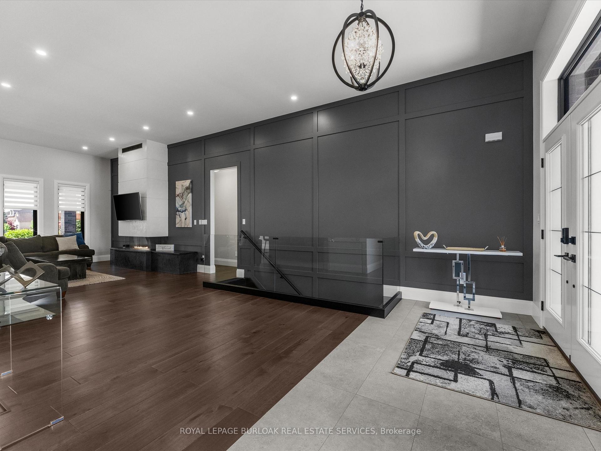 Photo 5 of 351 Old Tecumseh Road, Windsor — HOMEH