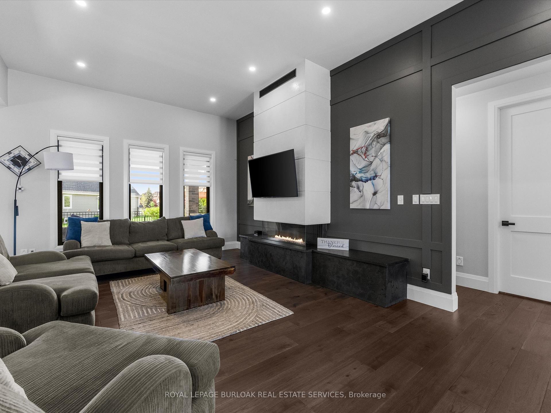 Photo 7 of 351 Old Tecumseh Road, Windsor — HOMEH