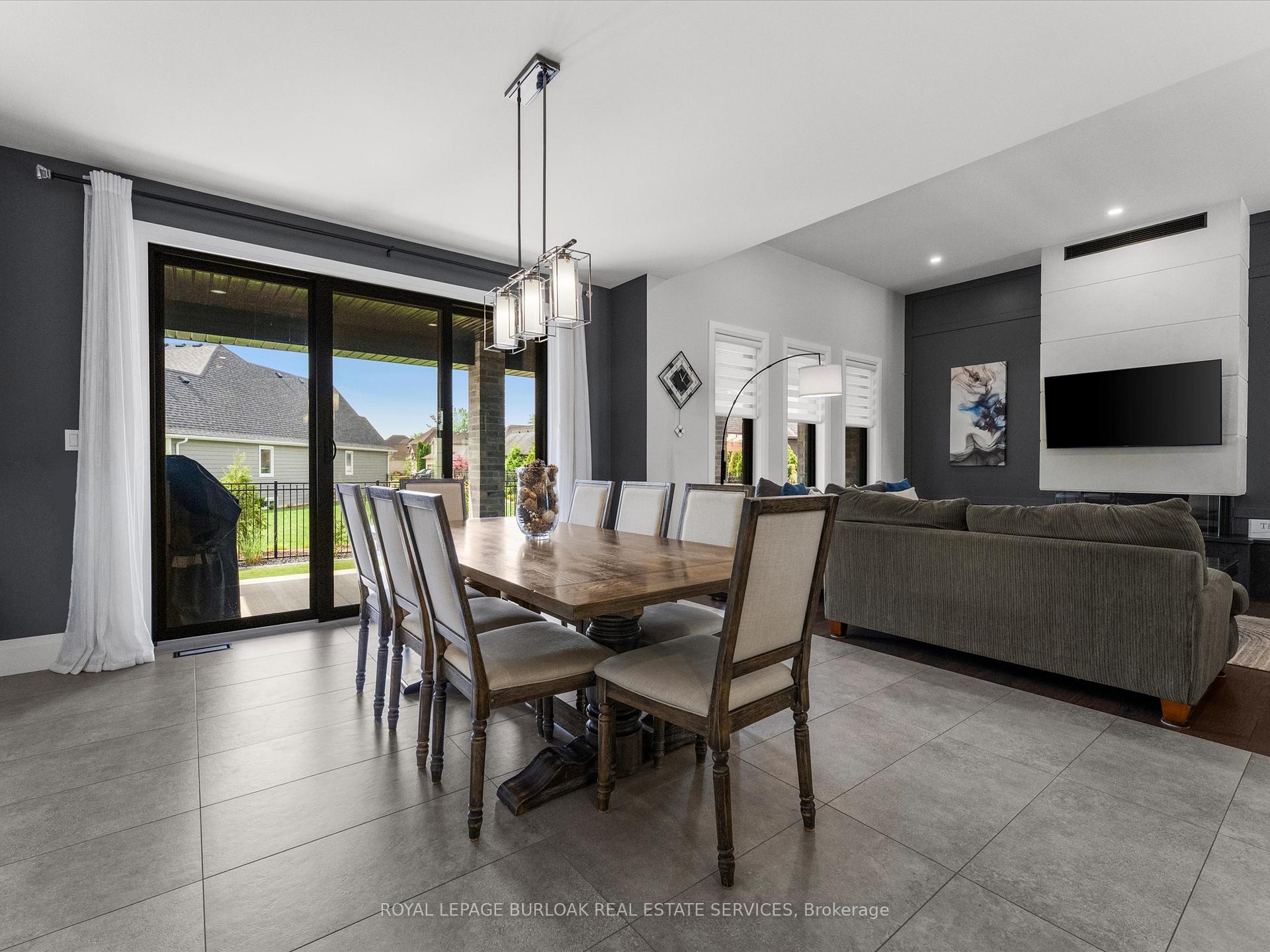 Photo 20 of 351 Old Tecumseh Road, Windsor — HOMEH