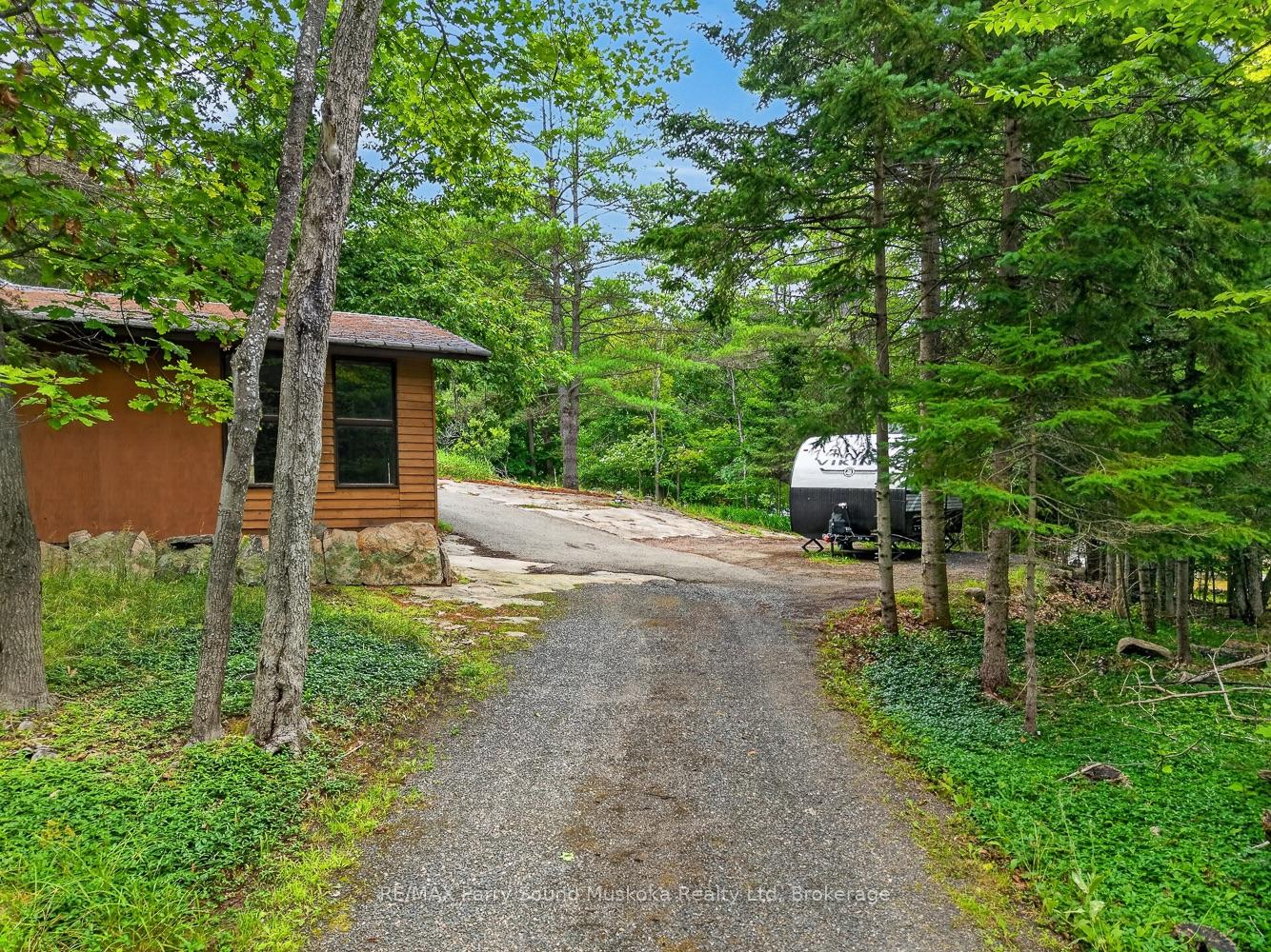 Photo 40 of 3 Ridgeway Drive, Carling — HOMEH