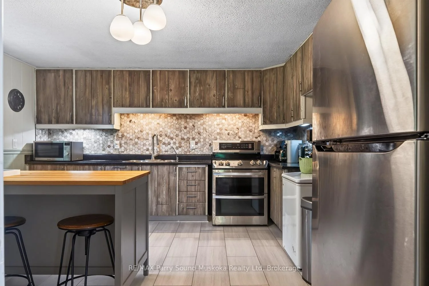 Photo 10 of 3 Ridgeway Drive, Carling — HOMEH