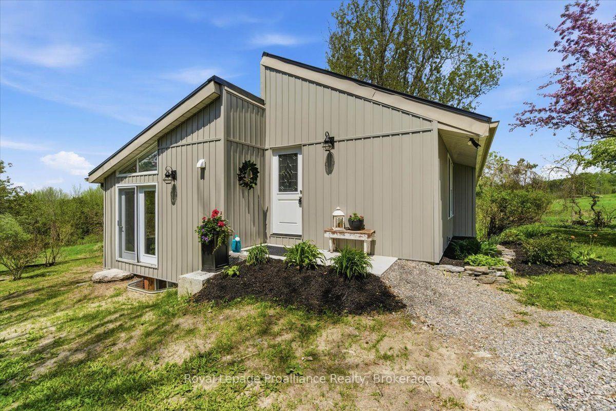 Photo 3 of 659 Moira Road, Centre Hastings — HOMEH