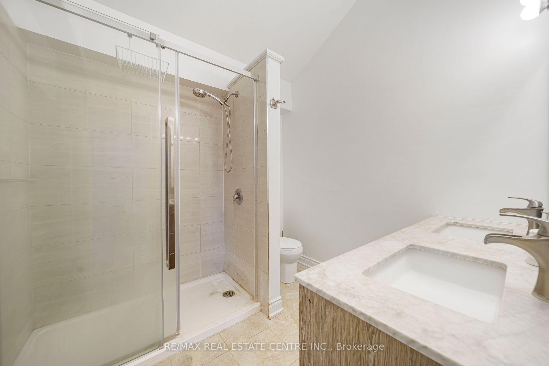 Photo 23 of 7332 Twenty Road E, Hamilton, Rural Glanbrook — HOMEH