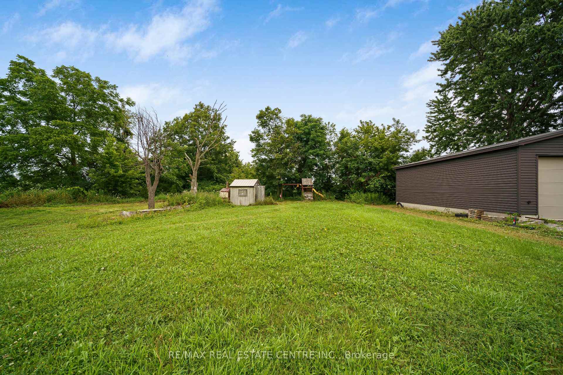 Photo 41 of 7332 Twenty Road E, Hamilton, Rural Glanbrook — HOMEH