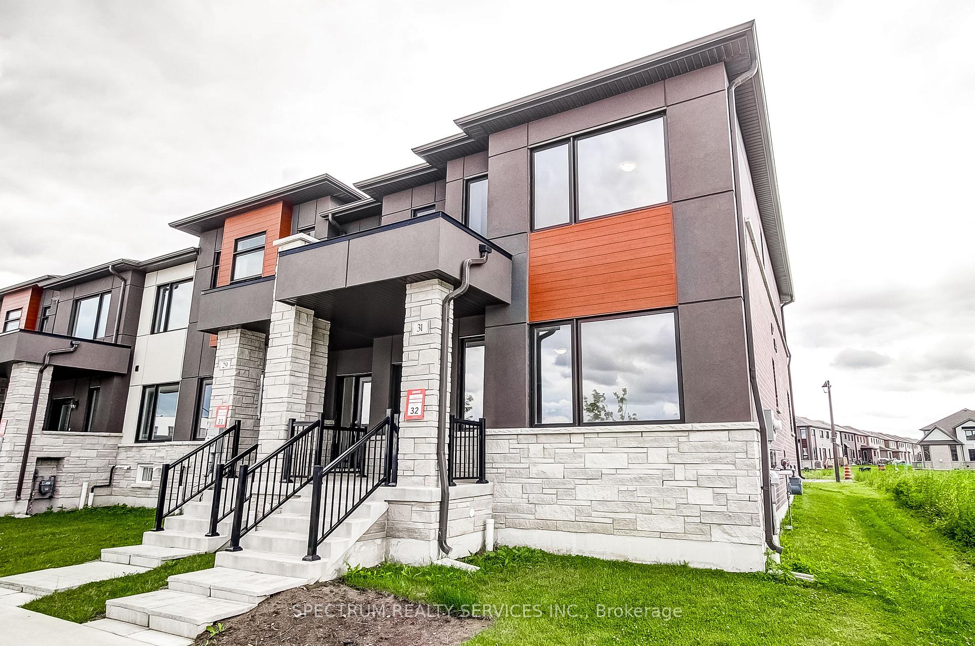 Photo 3 of 31 Strickland Avenue, Brant, Brantford Twp — HOMEH