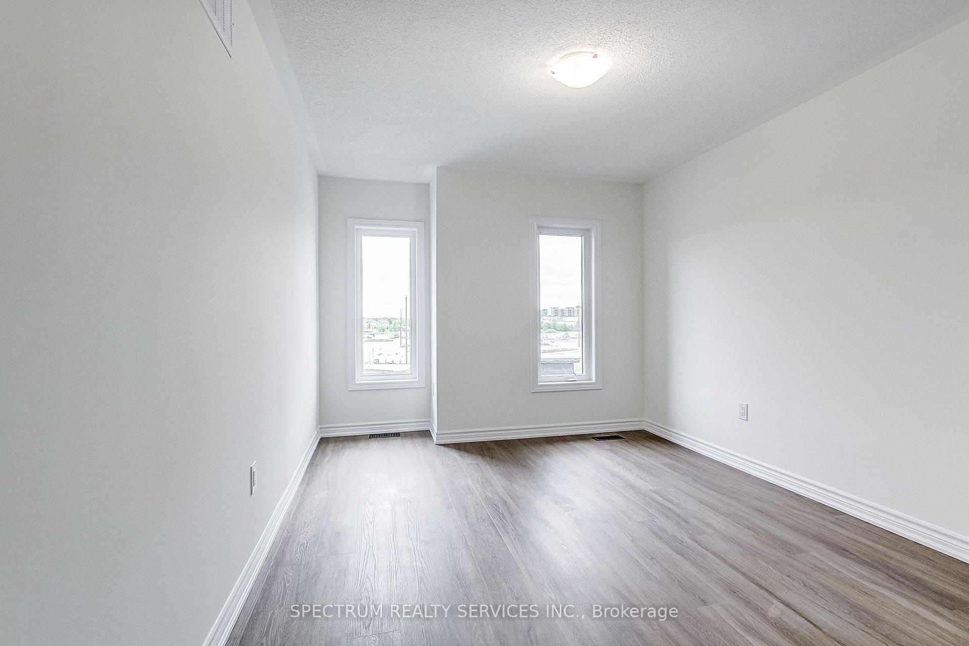 Photo 33 of 31 Strickland Avenue, Brant, Brantford Twp — HOMEH