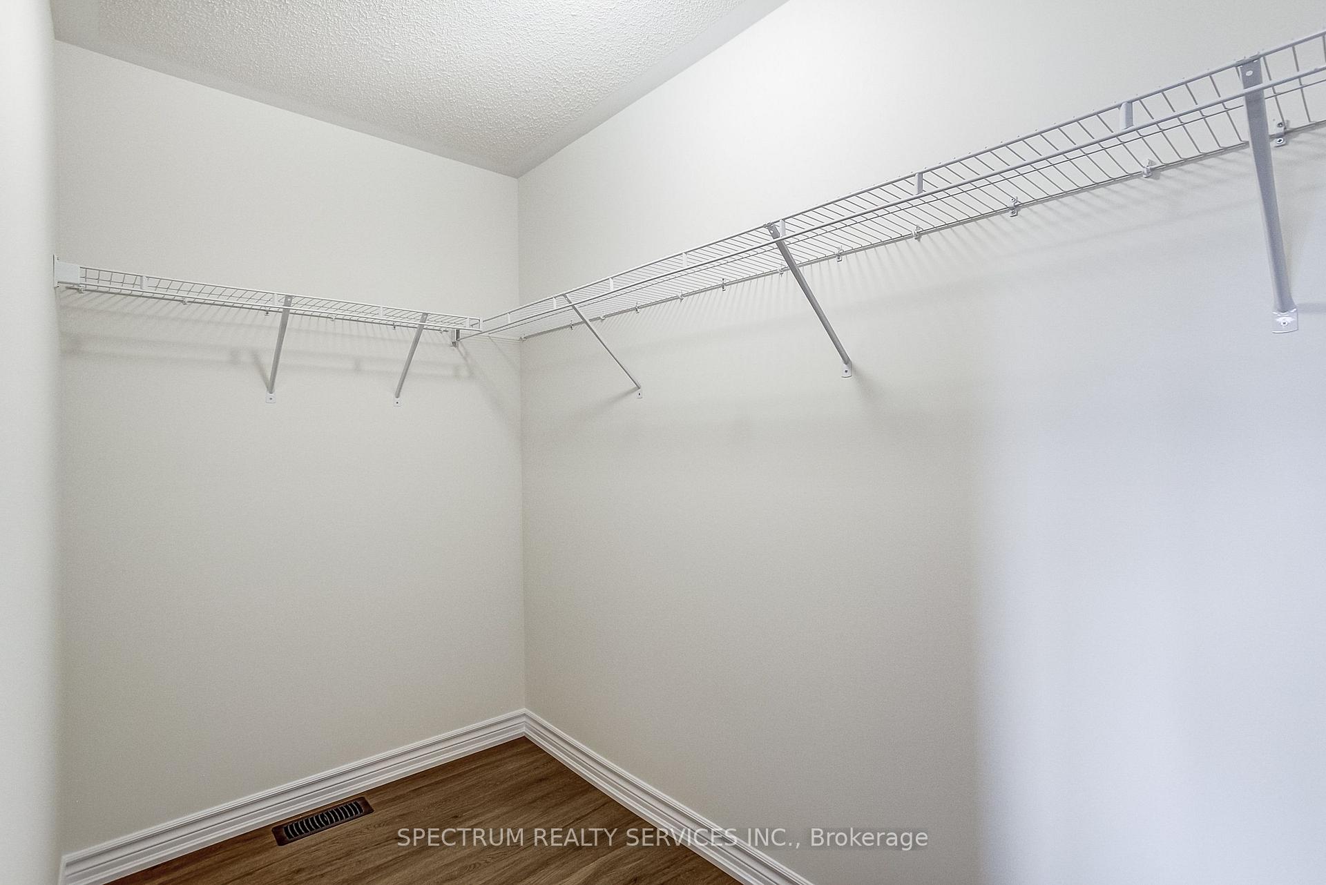 Photo 45 of 31 Strickland Avenue, Brant, Brantford Twp — HOMEH