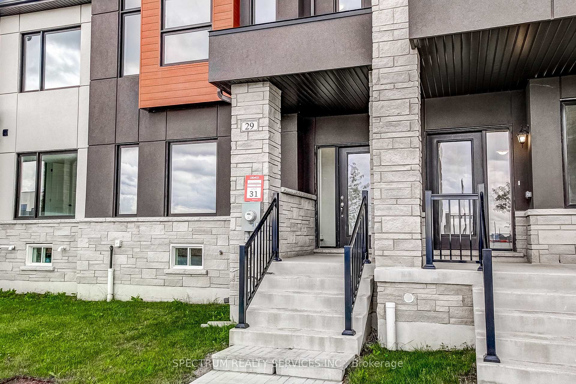 Photo 4 of 29 Strickland Avenue, Brant, Brantford Twp — HOMEH