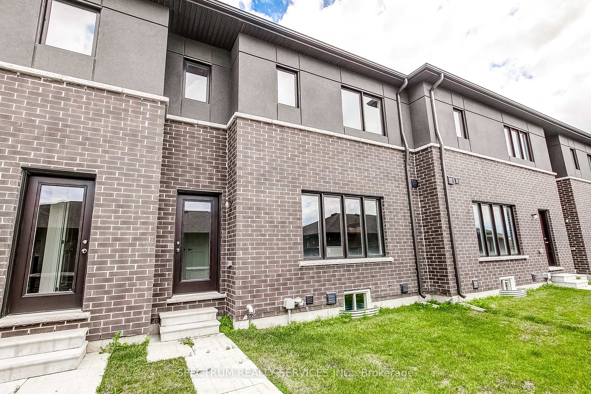 Photo 42 of 29 Strickland Avenue, Brant, Brantford Twp — HOMEH