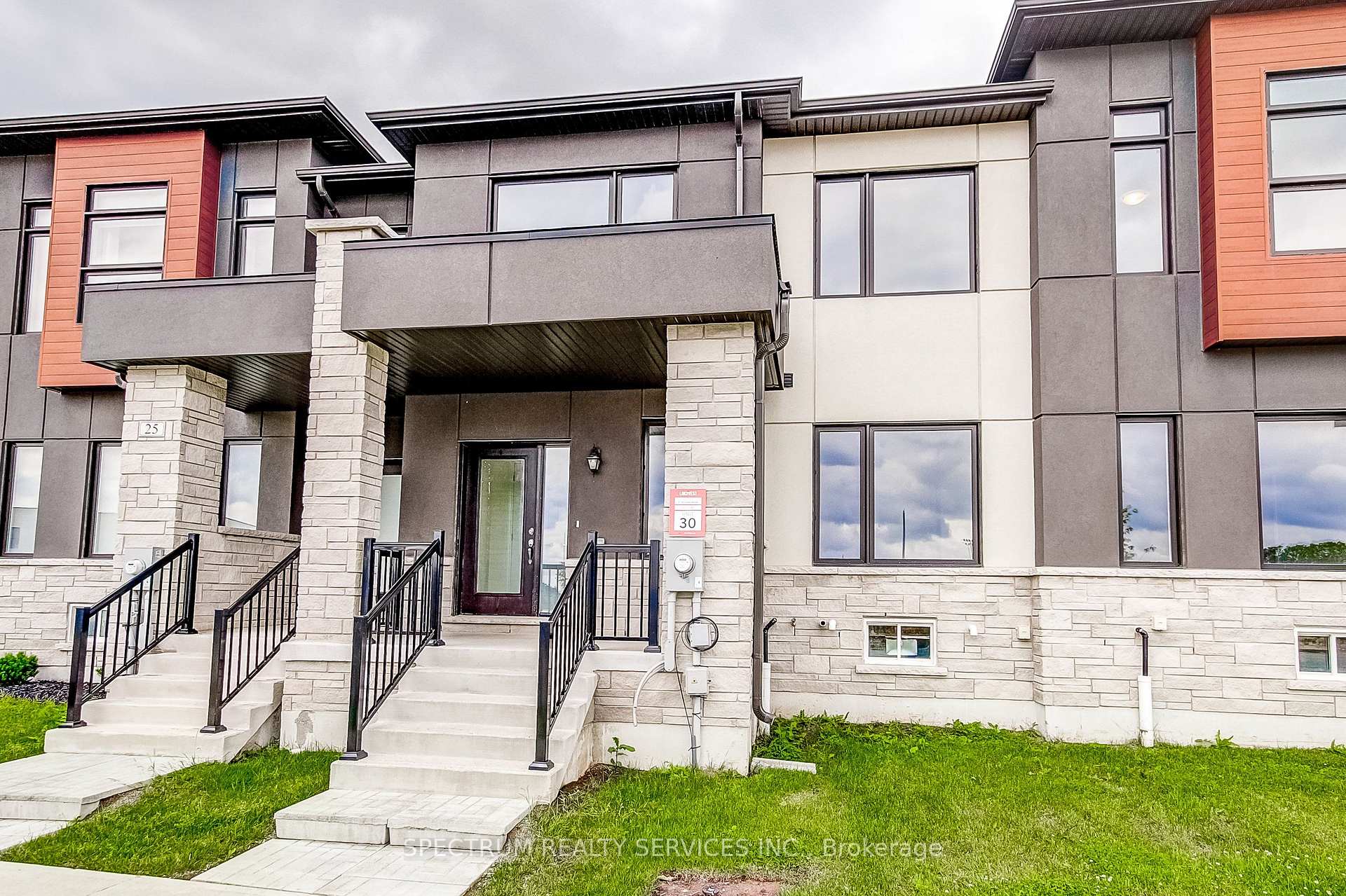 Photo 4 of 27 Strickland Avenue, Brant, Brantford Twp — HOMEH