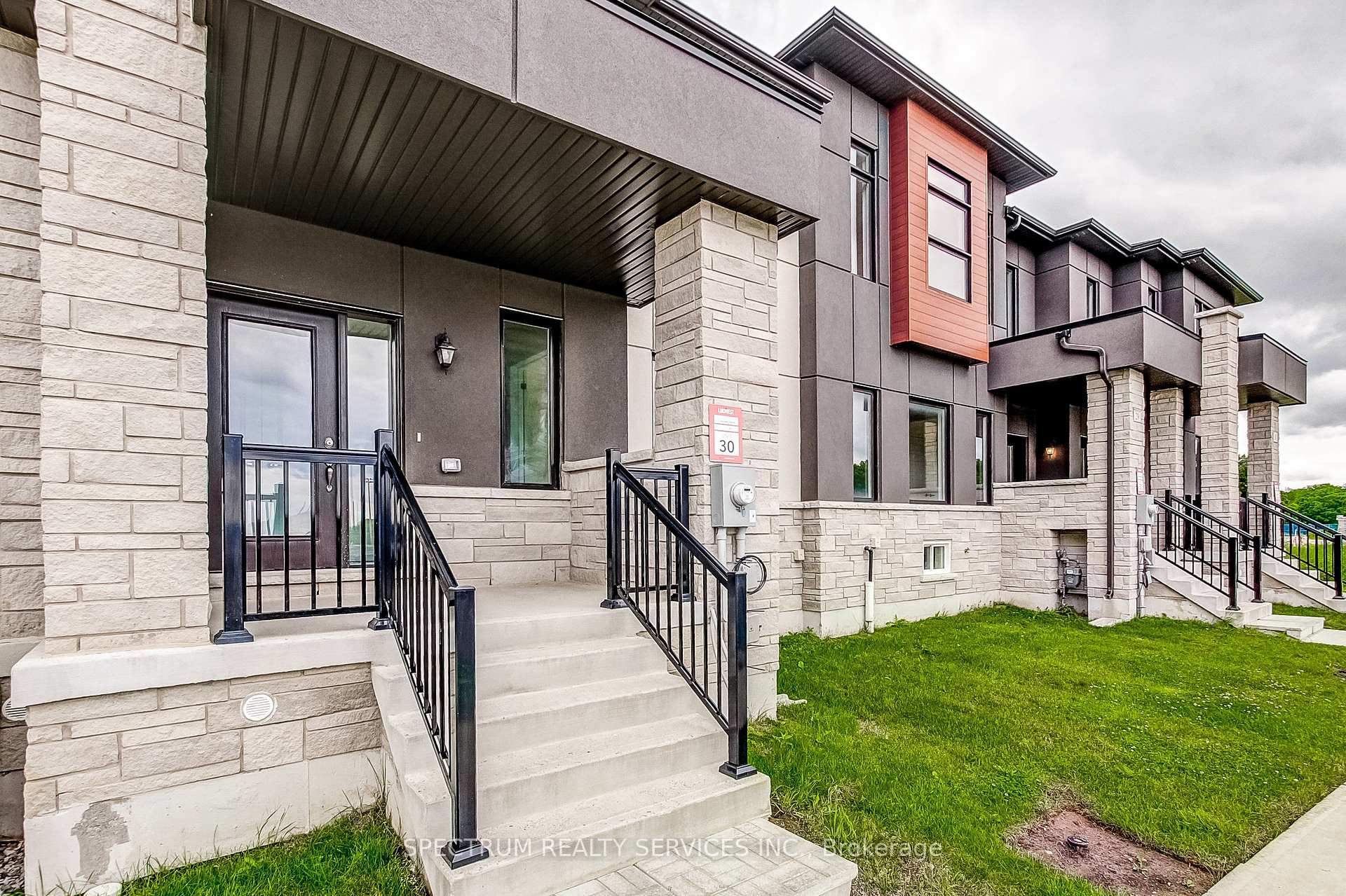 Photo 6 of 27 Strickland Avenue, Brant, Brantford Twp — HOMEH
