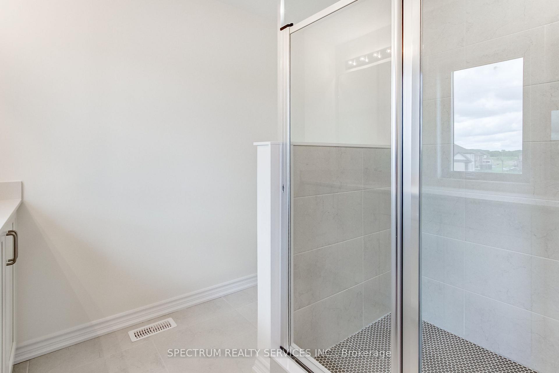 Photo 46 of 27 Strickland Avenue, Brant, Brantford Twp — HOMEH