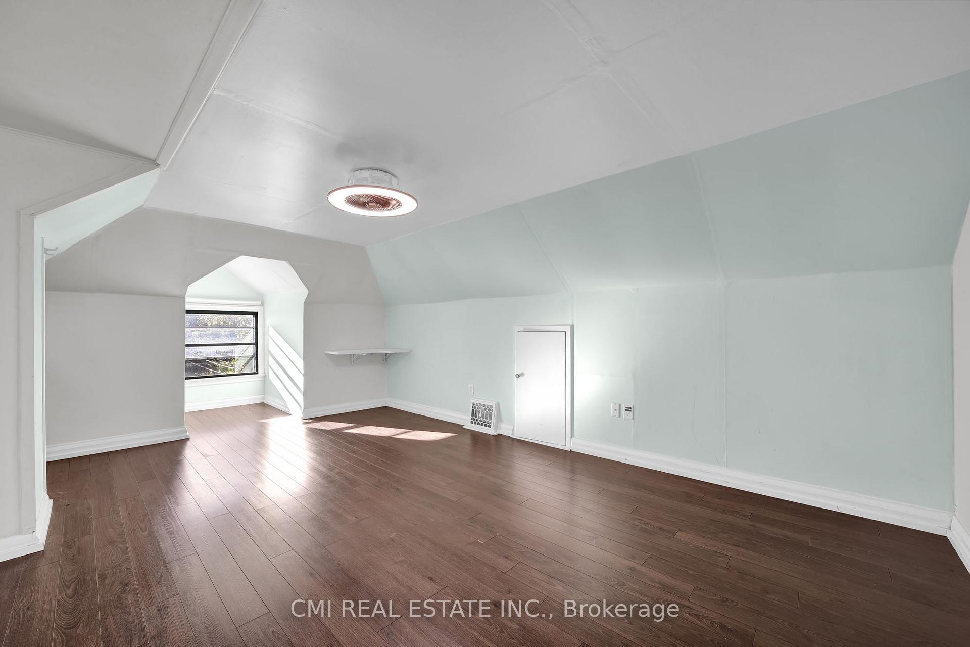 Photo 31 of 153 Clarence Street, Vaughan, West Woodbridge — HOMEH