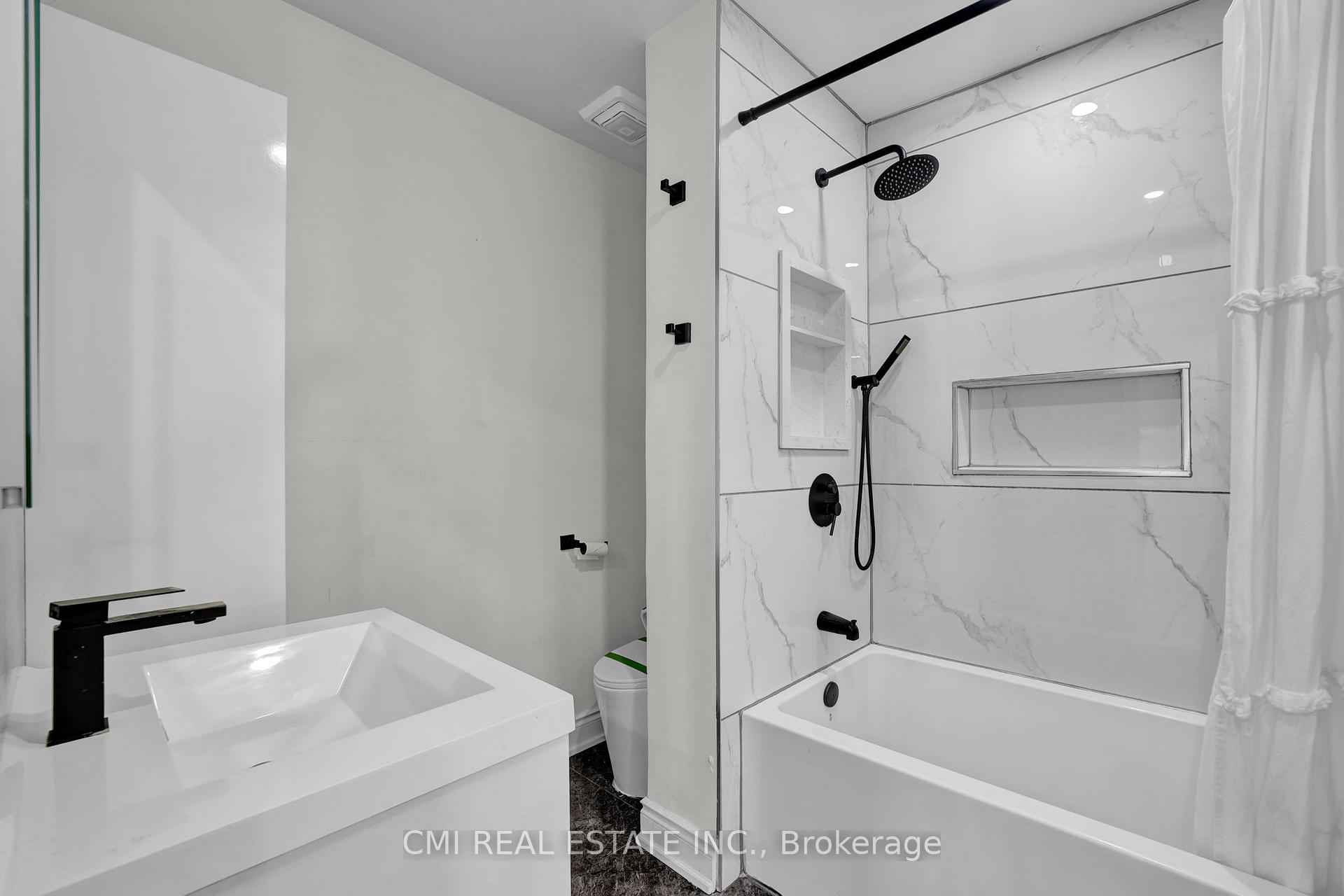 Photo 39 of 153 Clarence Street, Vaughan, West Woodbridge — HOMEH