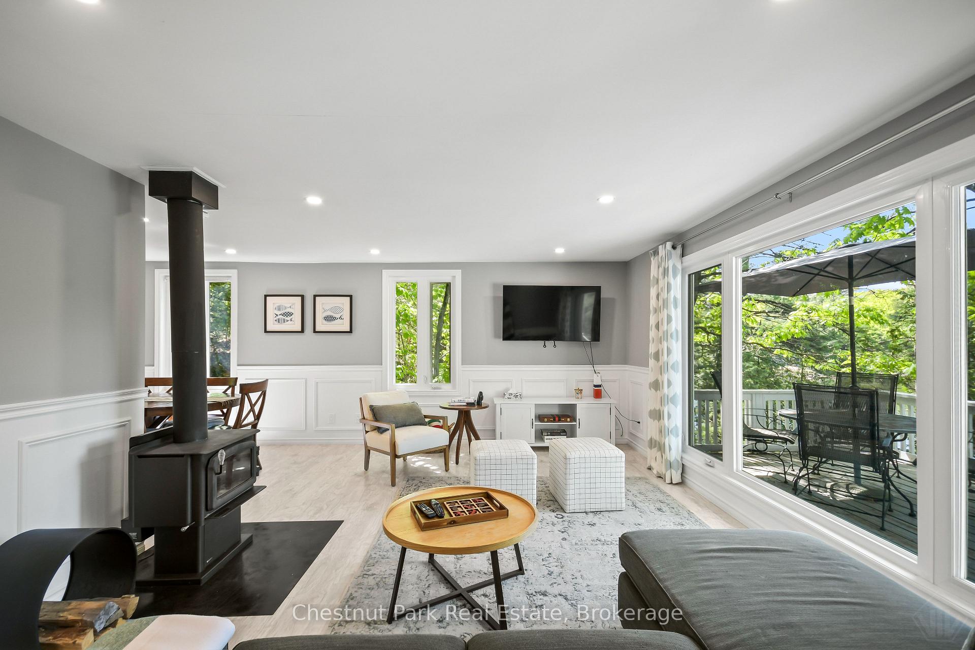 Photo 10 of 85 Taylor Island, Gravenhurst, Muskoka (S) — HOMEH