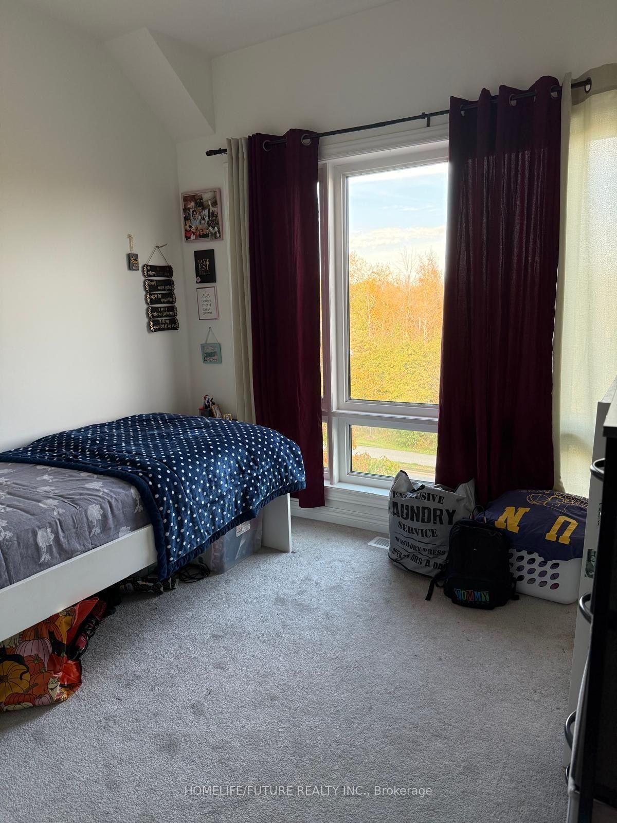 Photo 3 of 442 Salem Road S, Ajax, South East — HOMEH