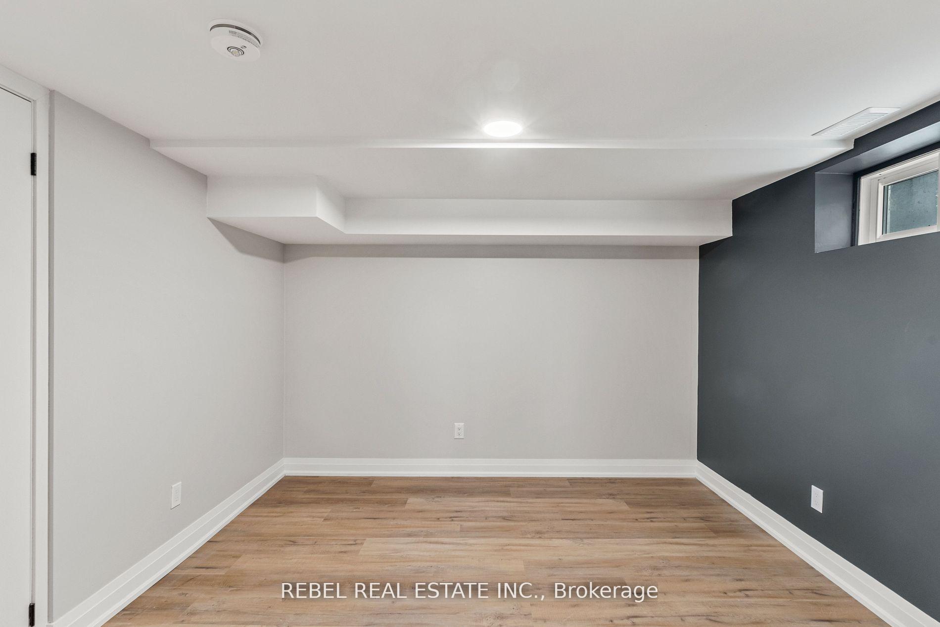 Photo 11 of Unit 2, 332 Cadillac Avenue S, Oshawa, Central — HOMEH