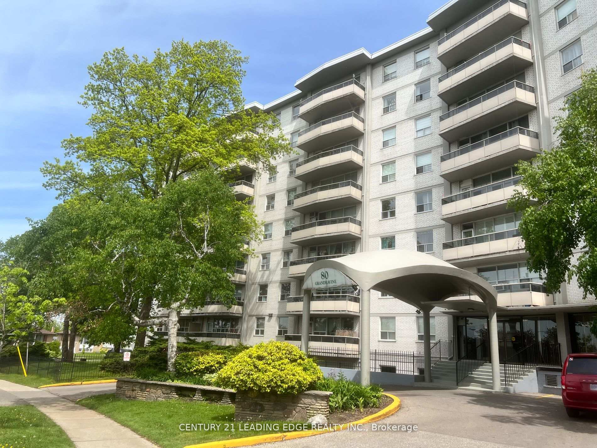 Front of Unit 916, 80 Grandravine Drive