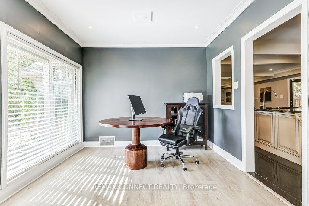 Photo 10 of 70 Dunstall Crescent, Scarborough, West Hill — HOMEH