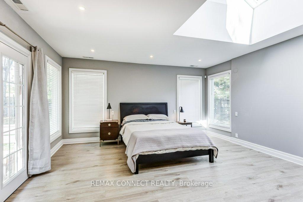 Photo 20 of 70 Dunstall Crescent, Scarborough, West Hill — HOMEH