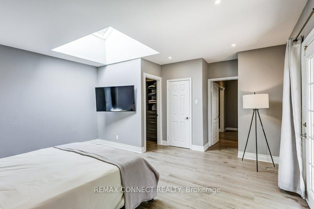 Photo 21 of 70 Dunstall Crescent, Scarborough, West Hill — HOMEH
