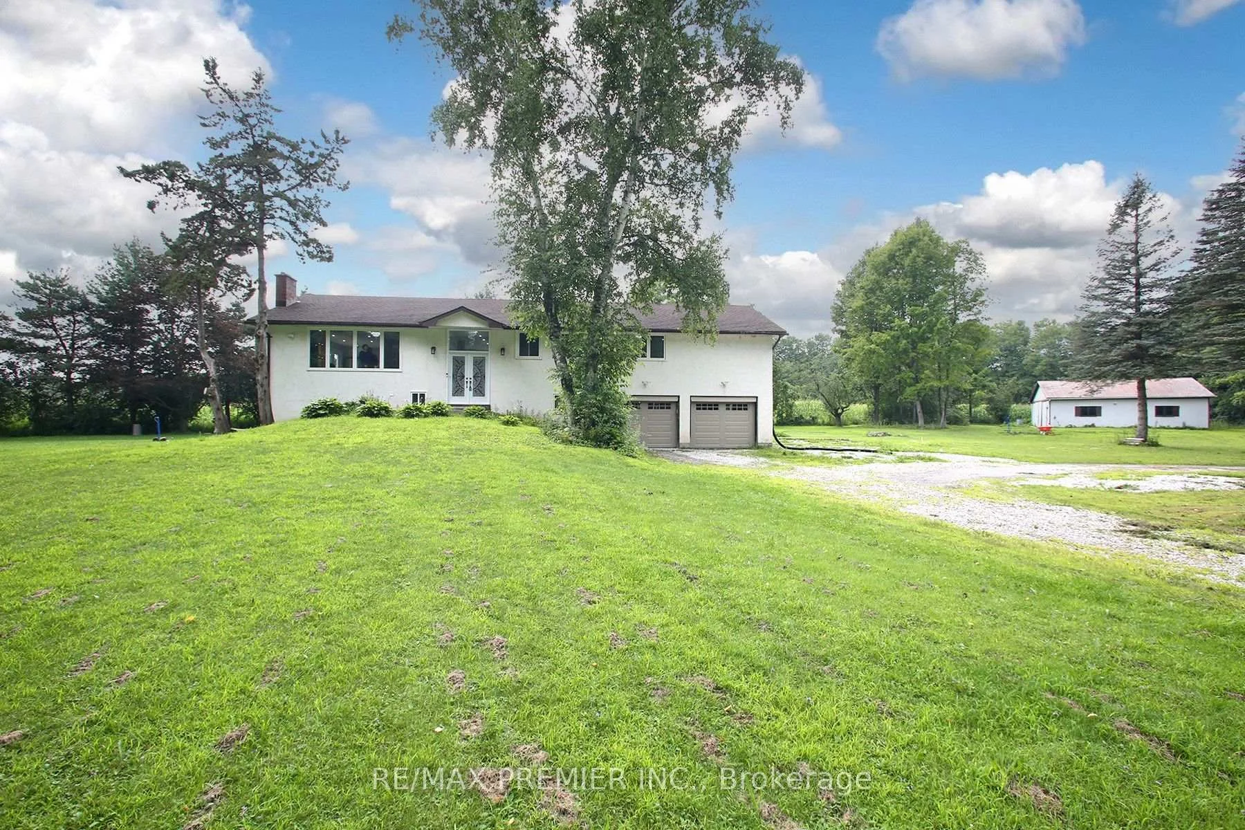 Photo 1 of 4430 Liberty Street N, Clarington, Rural Clarington — HOMEH